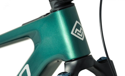 Megamo Reason AIR CRB 00 Avinox M2S 2027 Green
